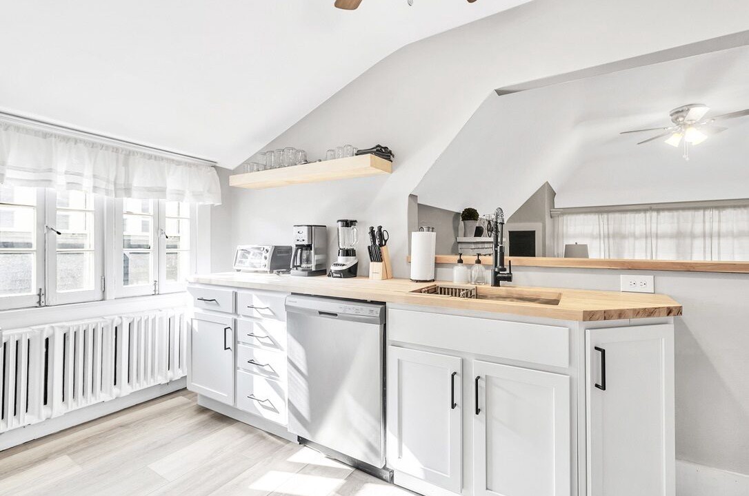 Photo of Kitchen in Front Park