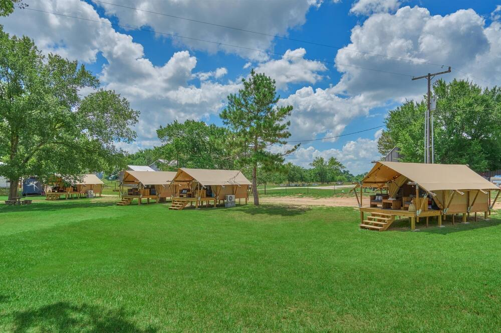 Photo of Outdoor in Navasota