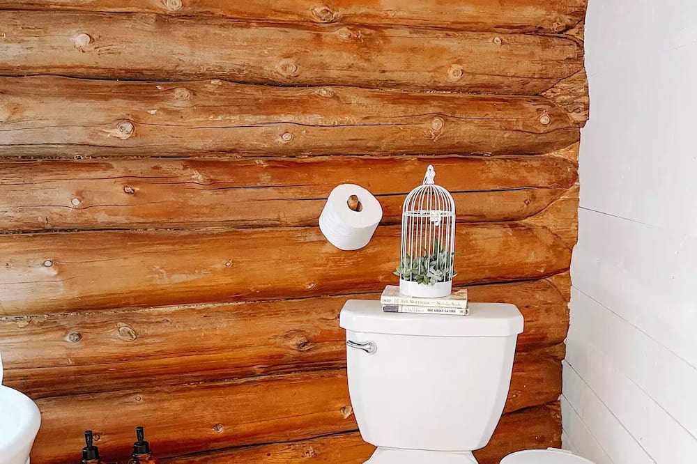 Photo of Bathroom in Lyndon Center