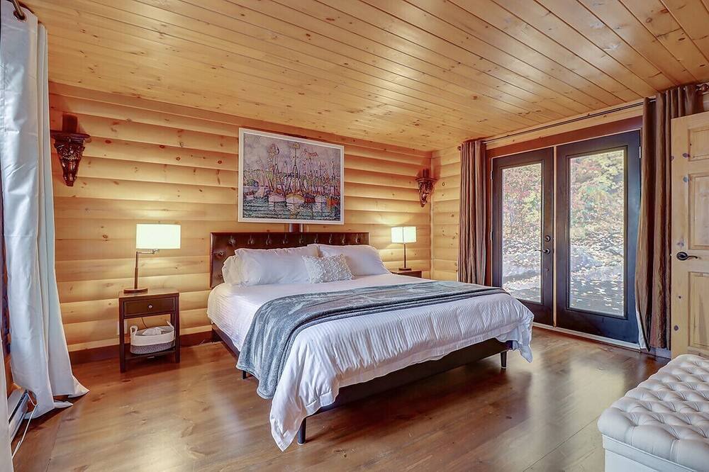 Photo of Bedroom in Shefford
