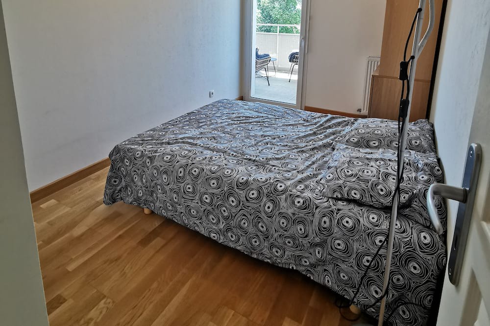 Photo of Bedroom in Saint-Genis-Pouilly