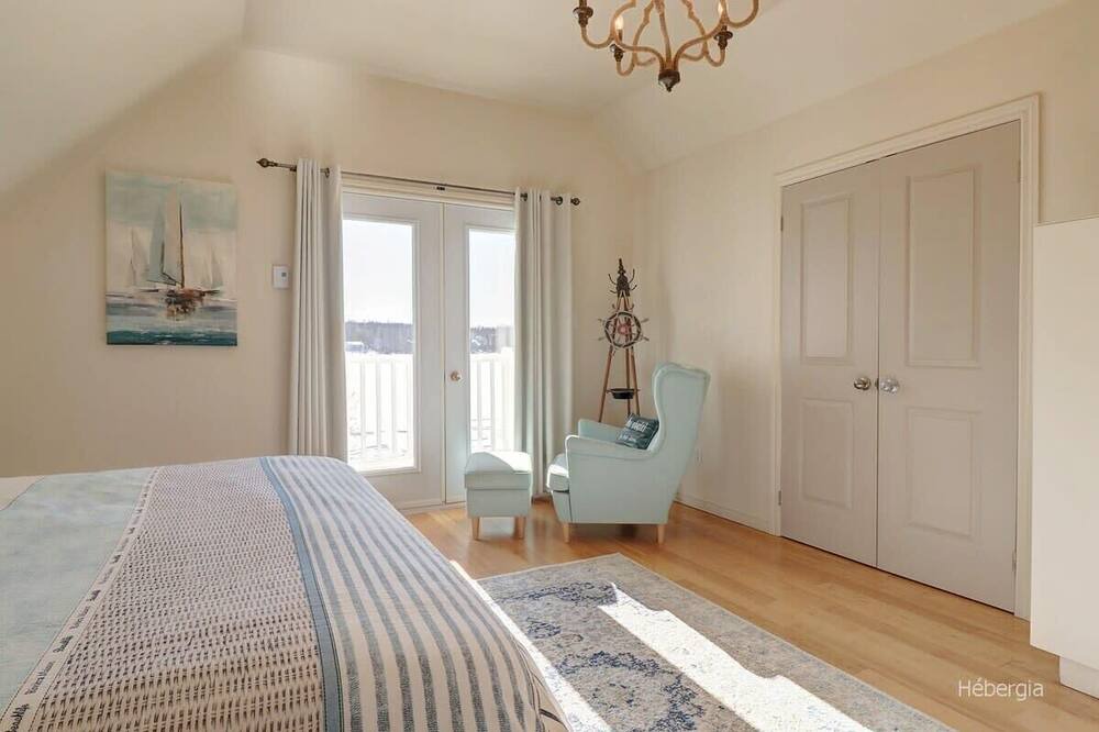 Photo of Bedroom in Saint-Claude