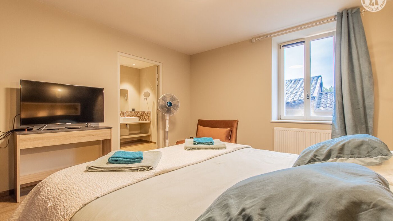 Photo of Bedroom in Chaintre