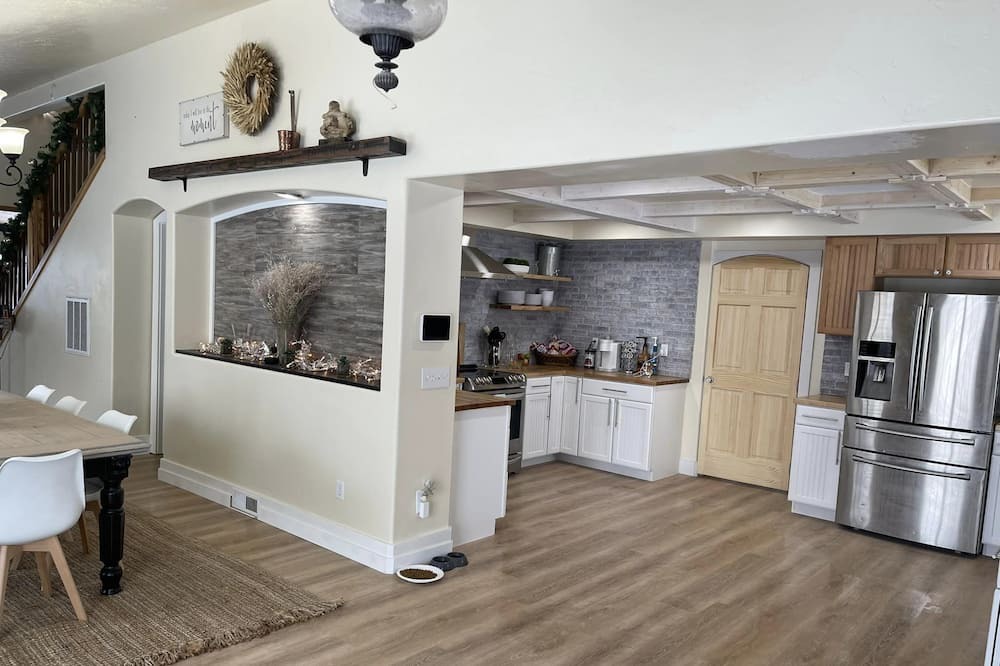 Photo of Kitchen in Canyon County