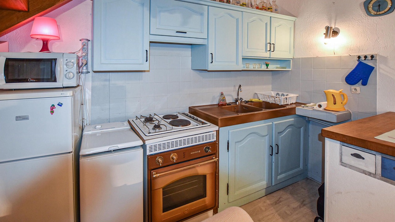 Photo of Others in Aurel