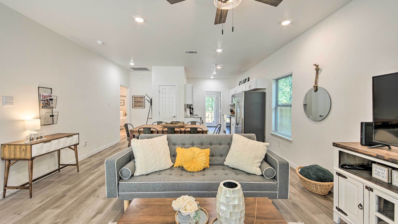 Photo of Others in Carolyn Estates