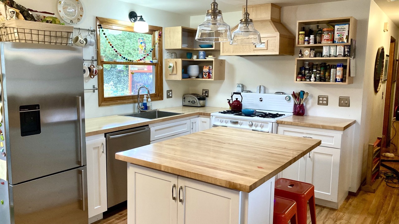 Photo of Kitchen in Brentwood-Darlington