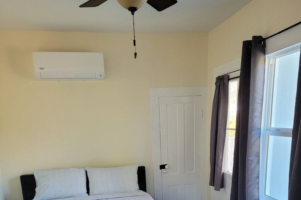 Photo of Bedroom in Amador City