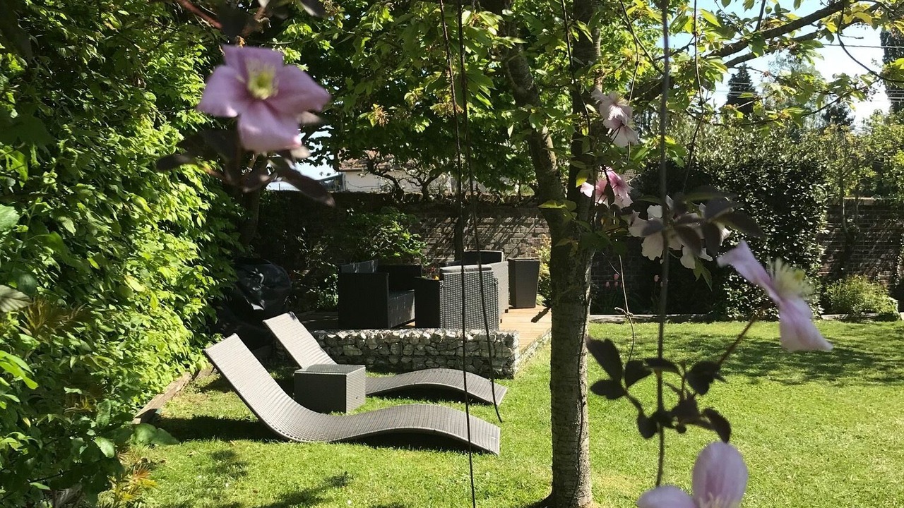 Photo of Outdoor in Gury