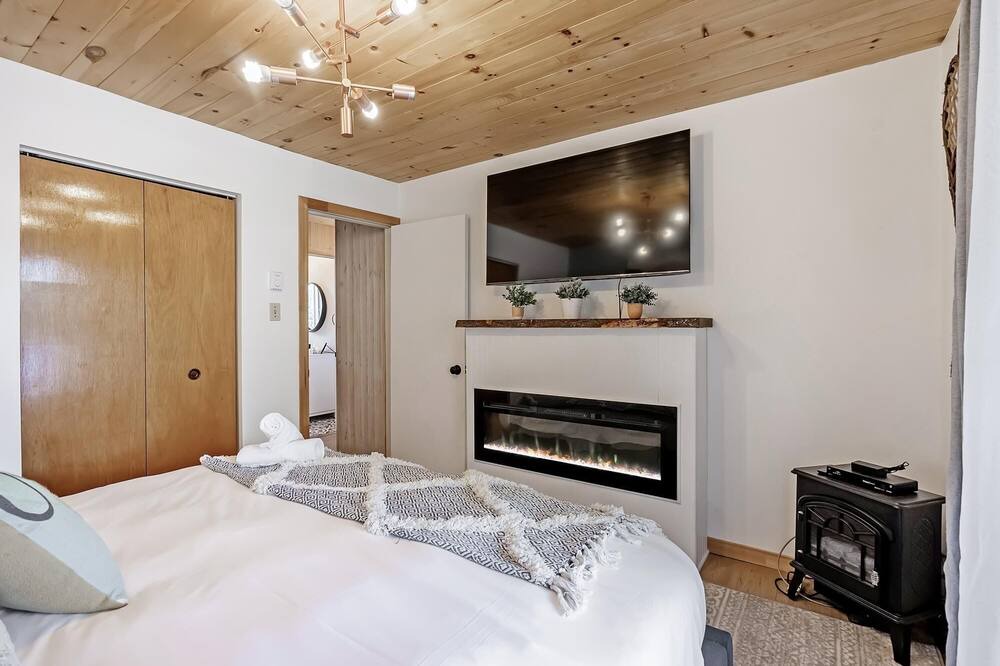 Photo of Bedroom in Saint-Andre-Avellin