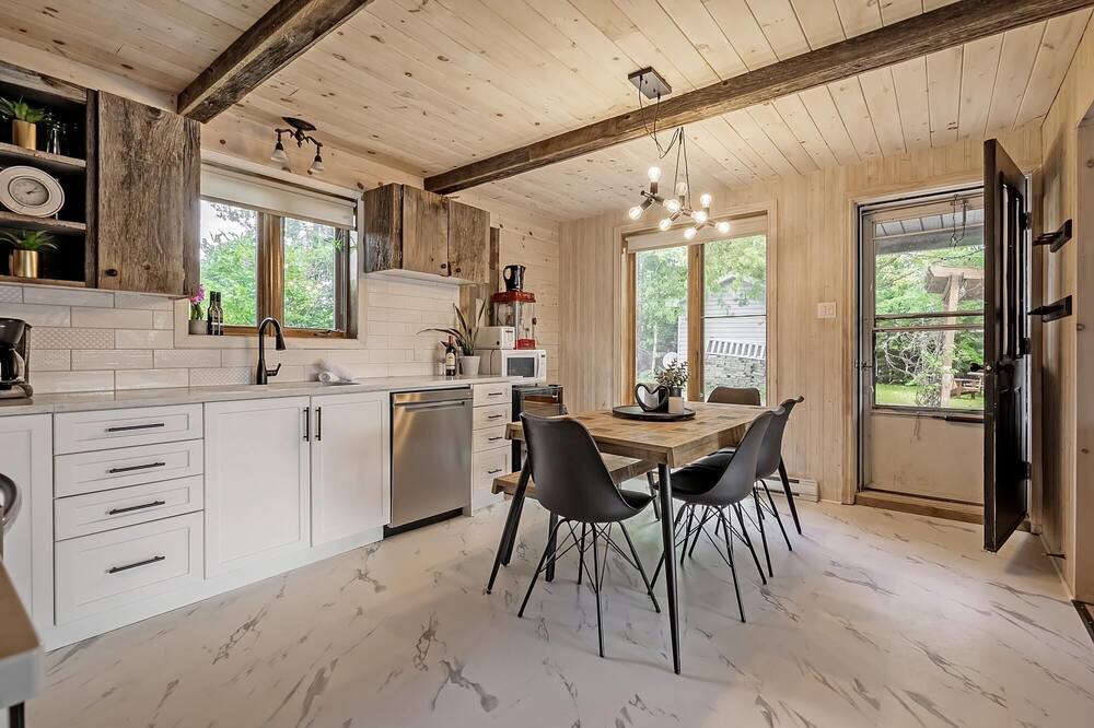 Photo of Kitchen in Saint-Andre-Avellin