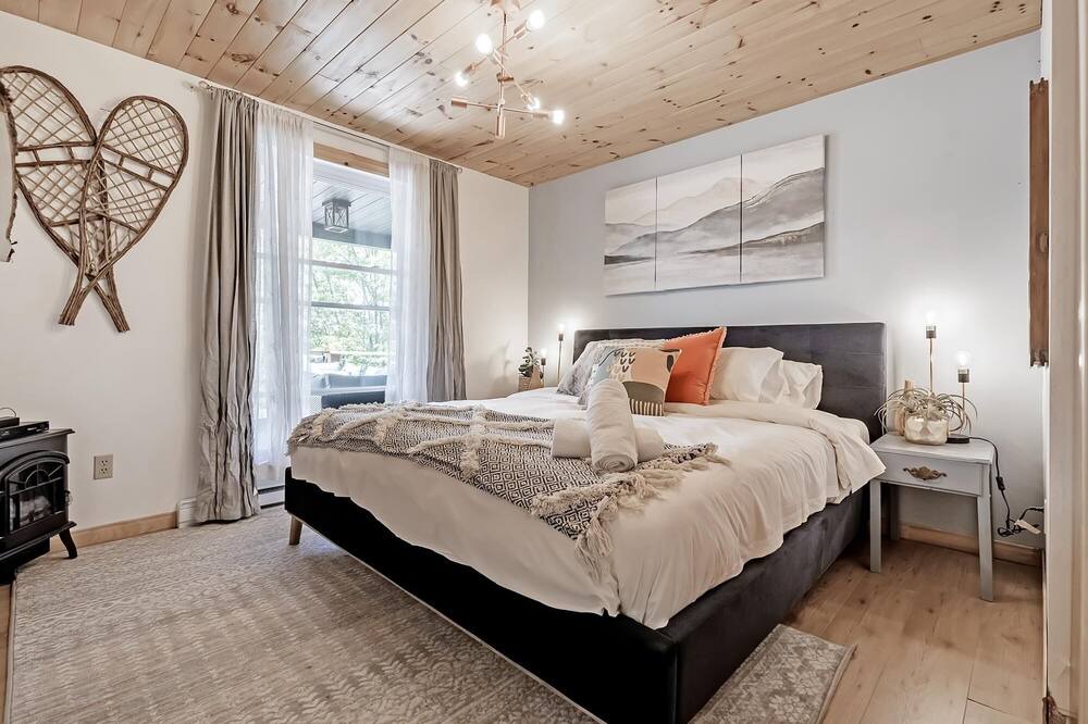 Photo of Bedroom in Saint-Andre-Avellin
