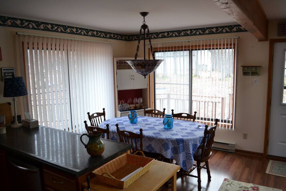 Photo of Bedroom in Higgins Lake