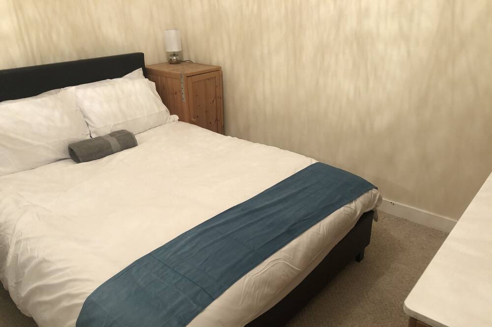 Photo of Bedroom in Newcastle-Under-Lyme
