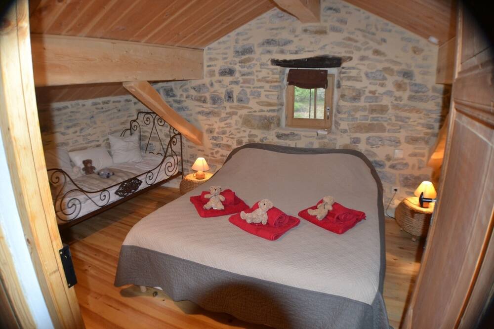 Photo of Bedroom in Saint-Bres