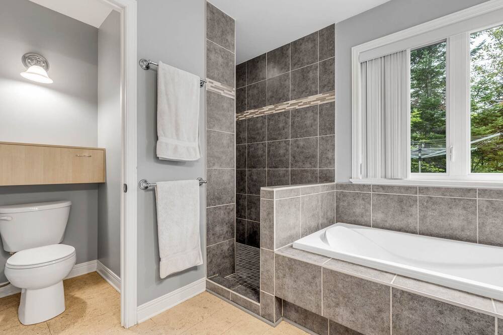 Photo of Bathroom in Lac Beauport