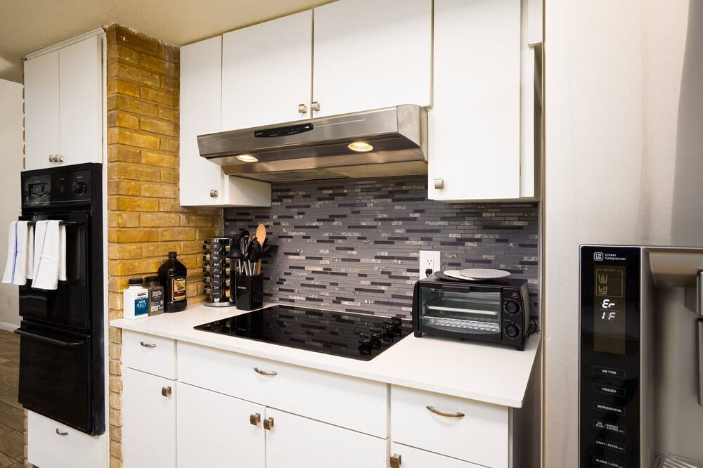 Photo of Kitchen in Woodstone
