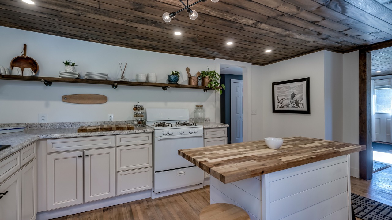 Photo of Kitchen in Town of Hounsfield