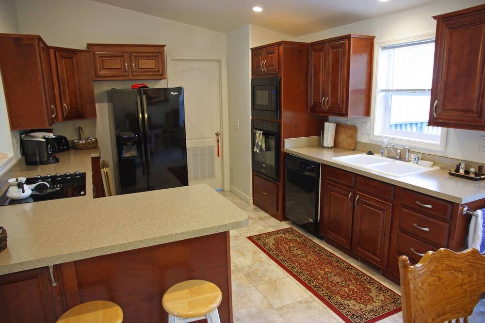 Photo of Kitchen in St. Helena
