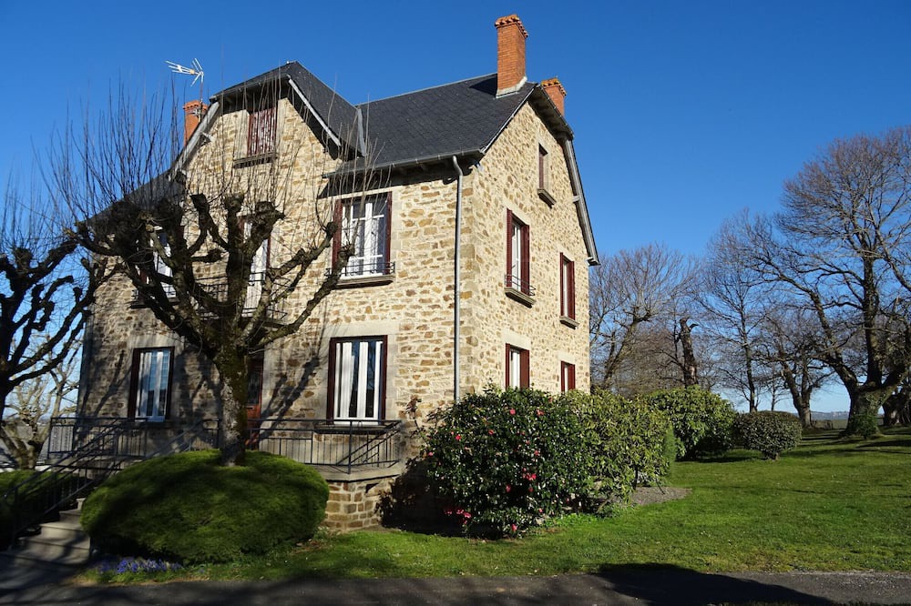 Photo of Outdoor in Centres