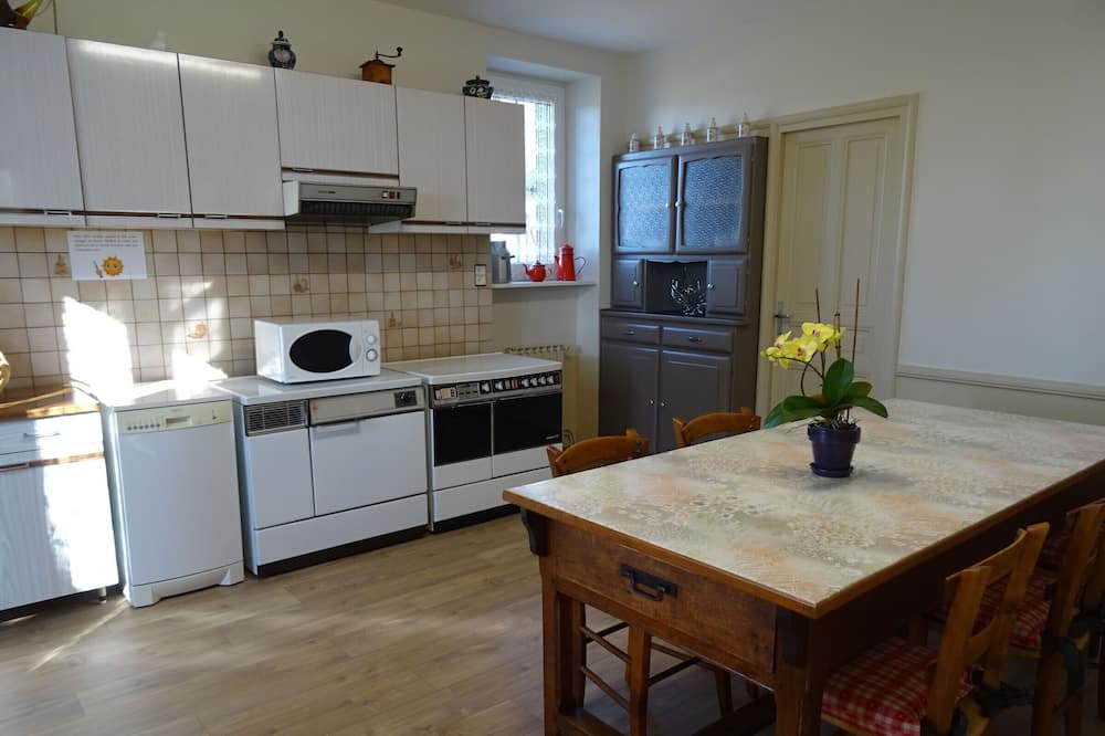 Photo of Kitchen in Centres