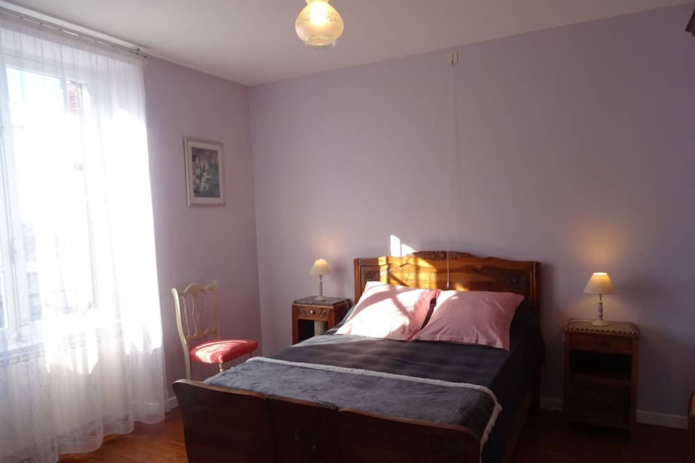 Photo of Bedroom in Centres