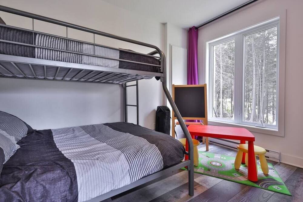 Photo of Bedroom in Chertsey