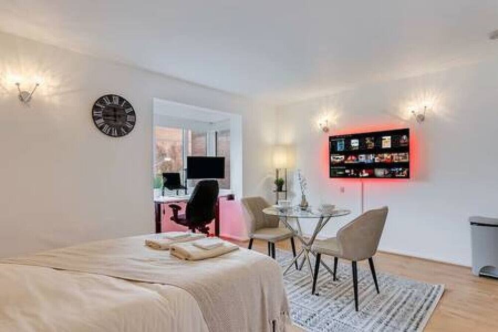 Photo of Others in Burnt Oak