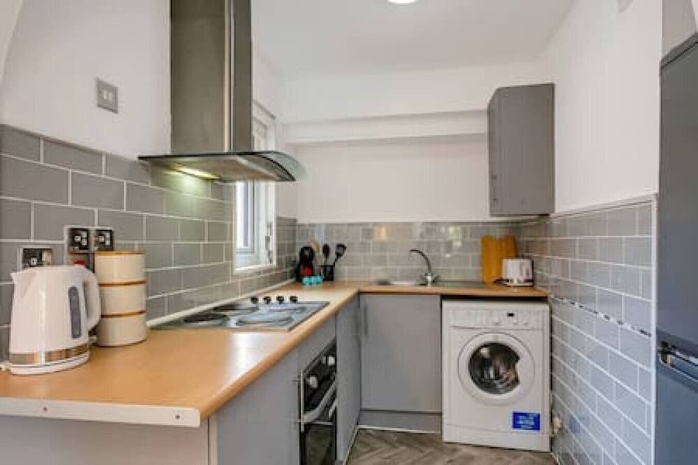 Photo of Others in Burnt Oak