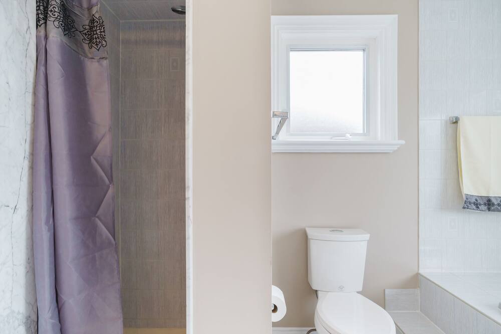 Photo of Bathroom in East Credit