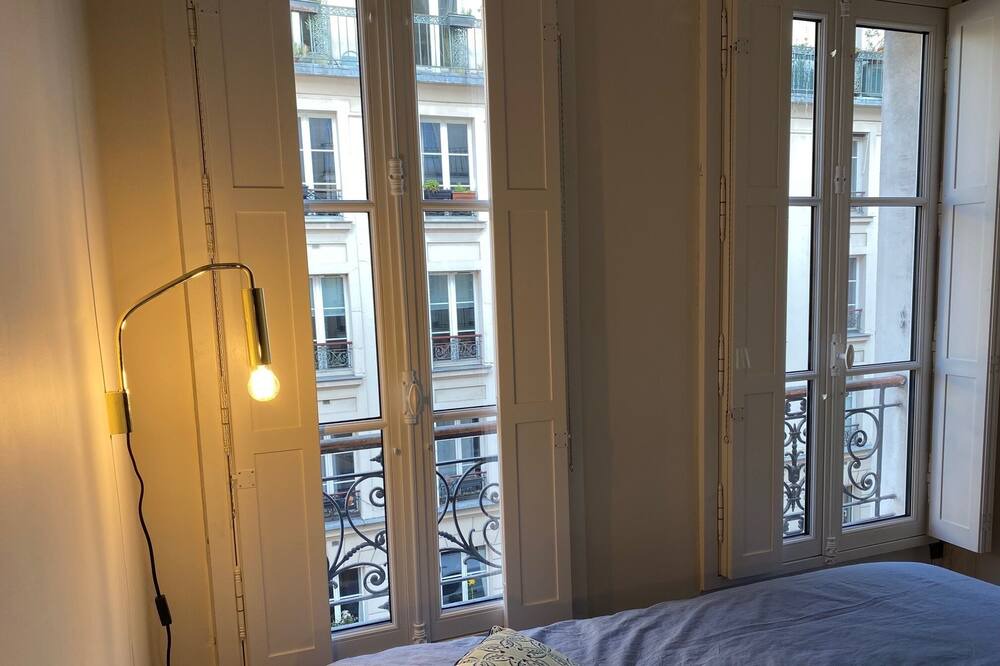Photo of Bedroom in Val-de-Grace
