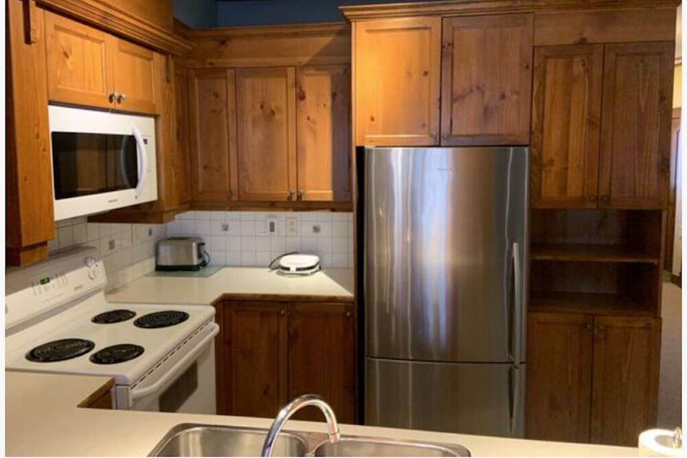 Photo of Kitchen in Tremblant-Les-Eaux