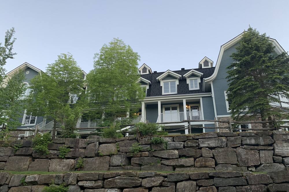 Photo of Outdoor in Tremblant-Les-Eaux
