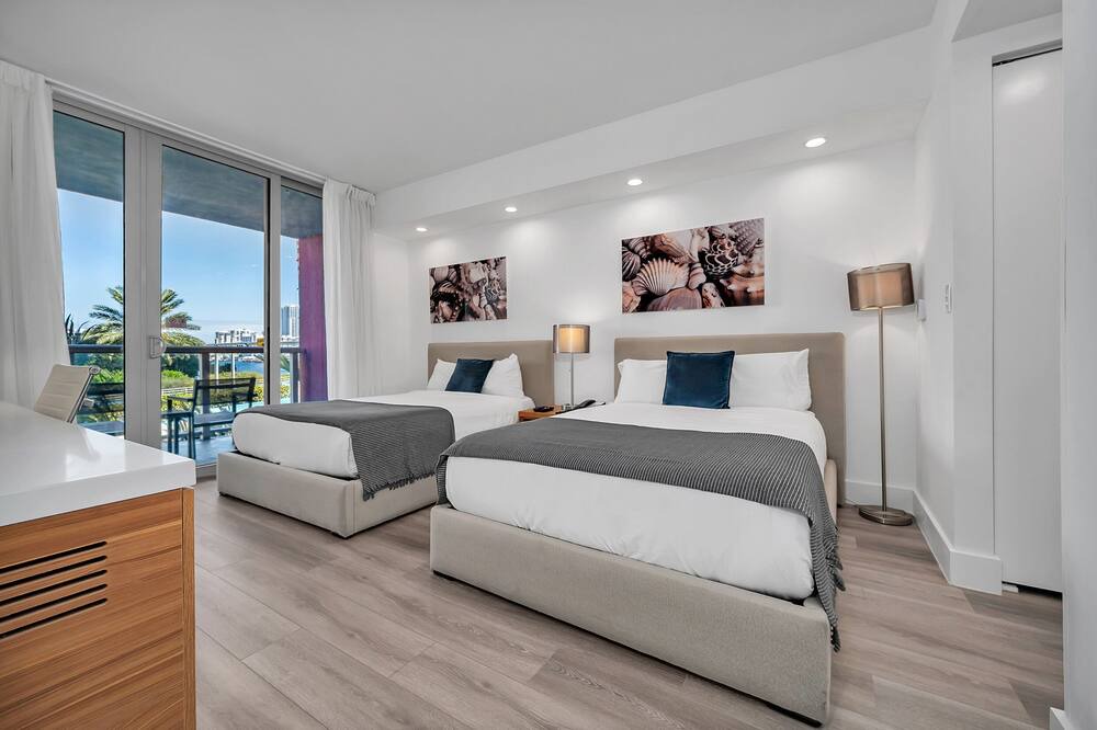 Photo of Bedroom in Hallandale Beach