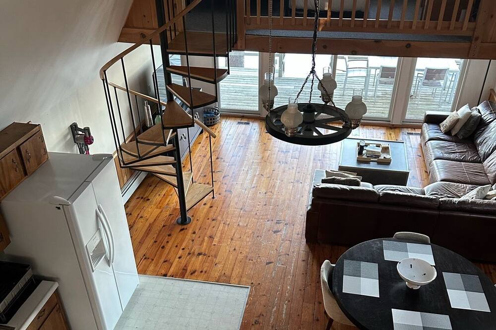 Photo of Others in Damariscotta