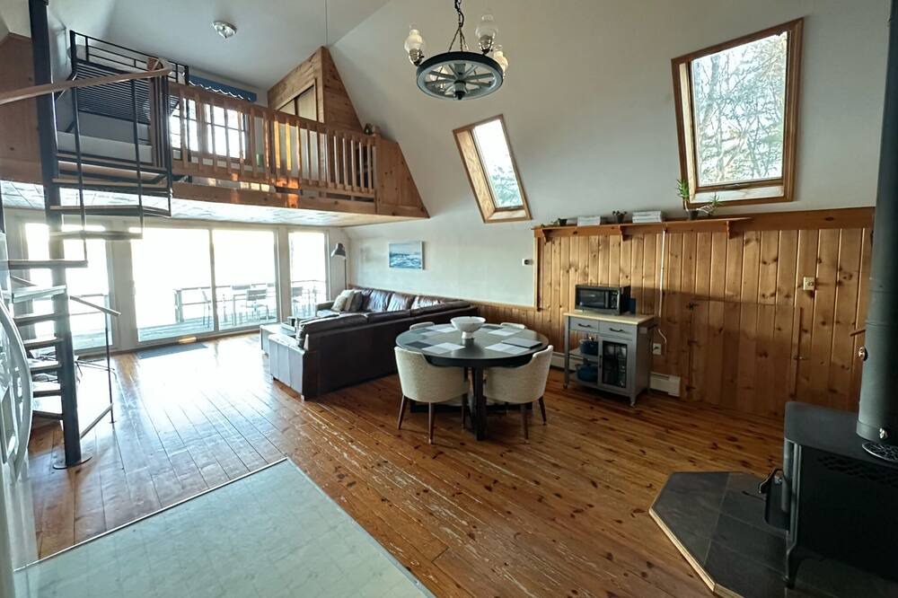 Photo of Others in Damariscotta