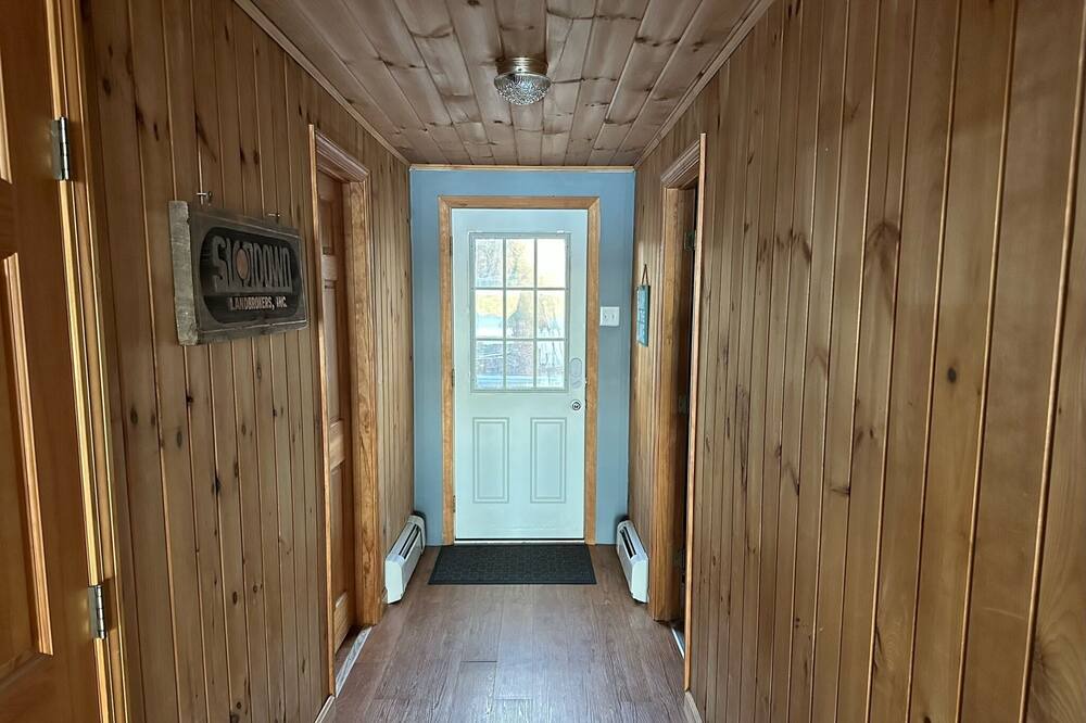 Photo of Others in Damariscotta