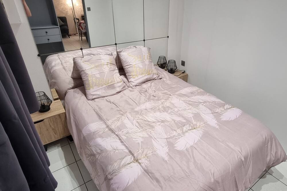 Photo of Bedroom in Auxi-le-Chateau
