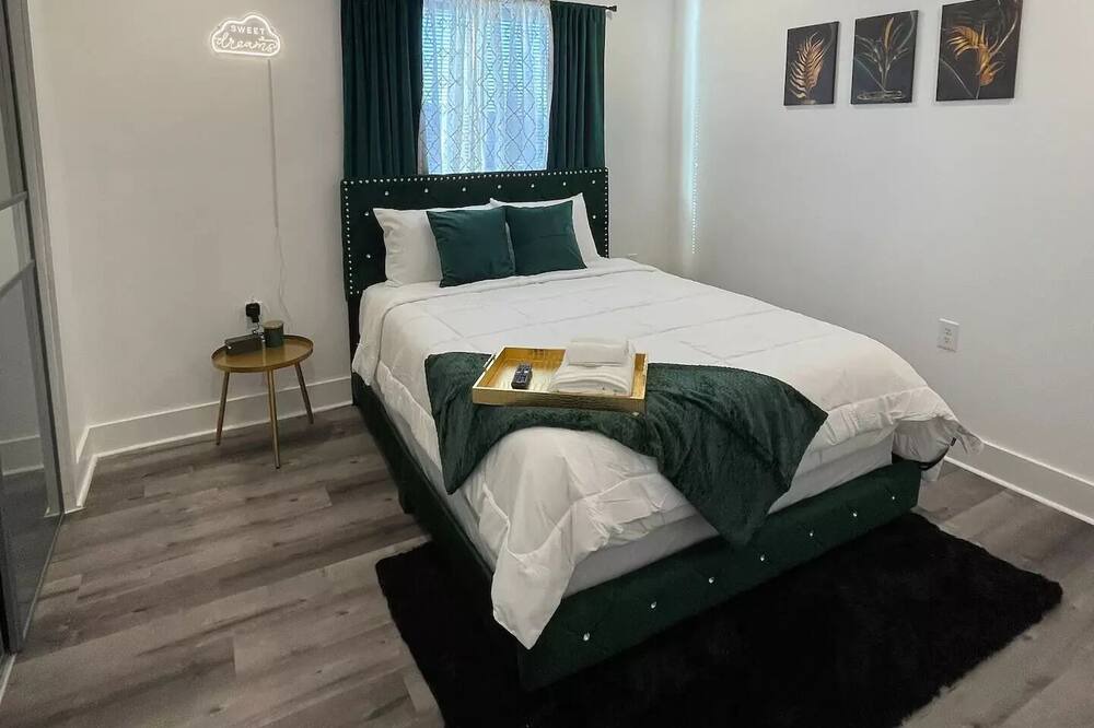 Photo of Bedroom in Old East Dallas