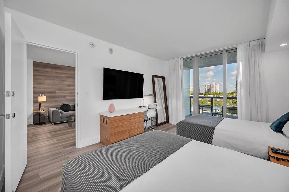 Photo of Bedroom in Hallandale Beach