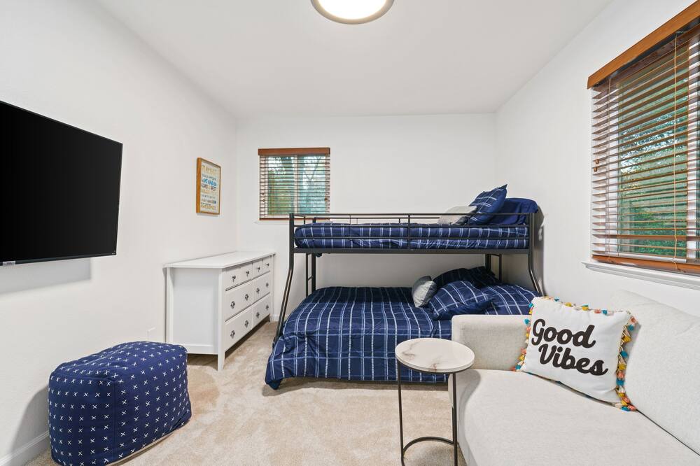 Photo of Bedroom in Loomis