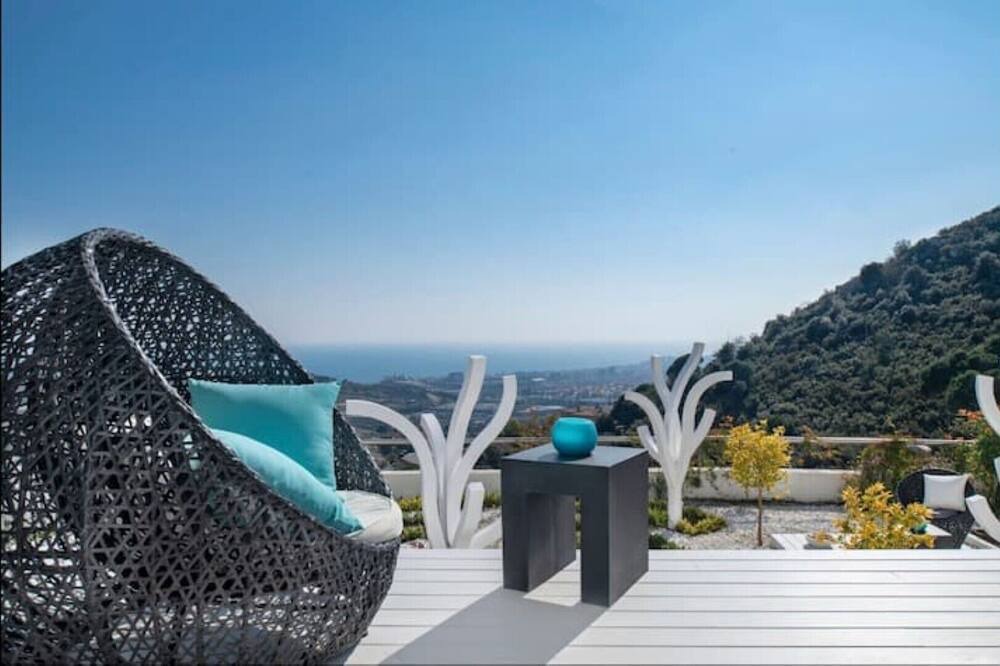 Photo of Outdoor in Mas Ram