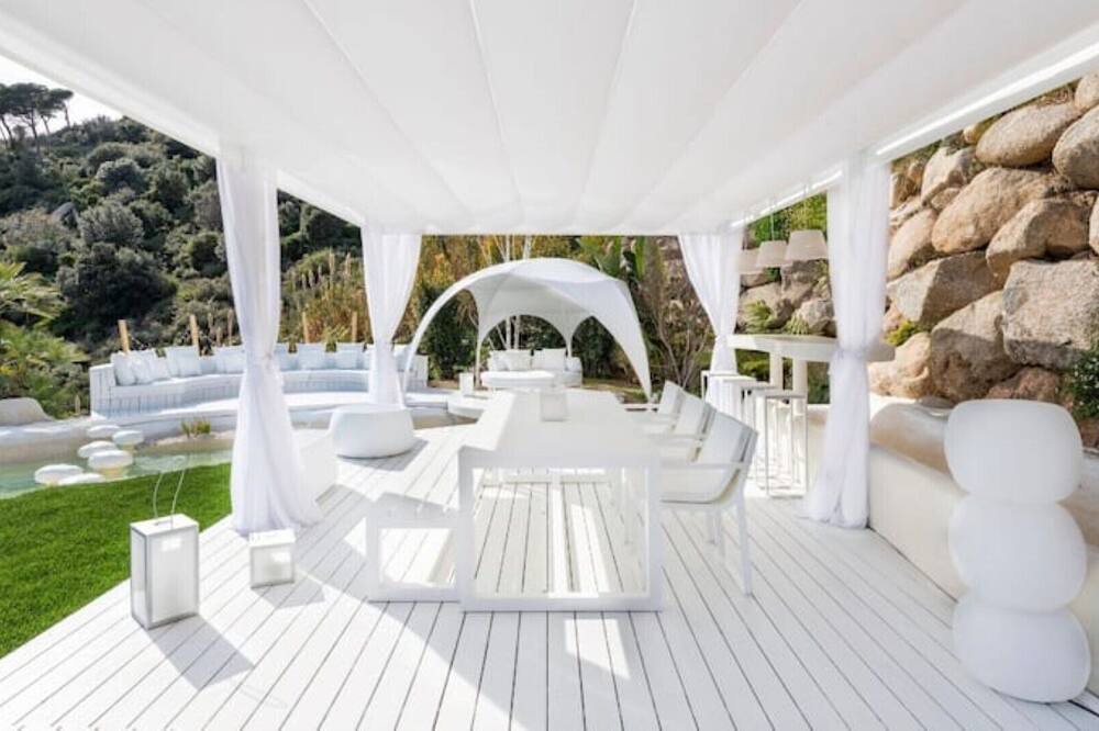 Photo of Patio Balcony in Mas Ram