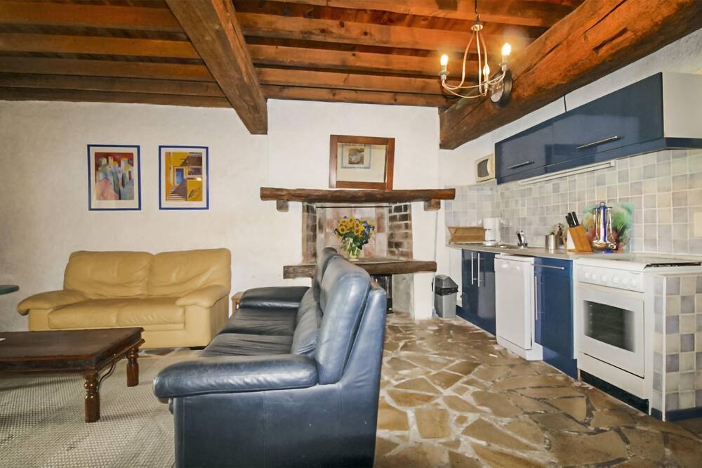 Photo of Bedroom in Fanjeaux