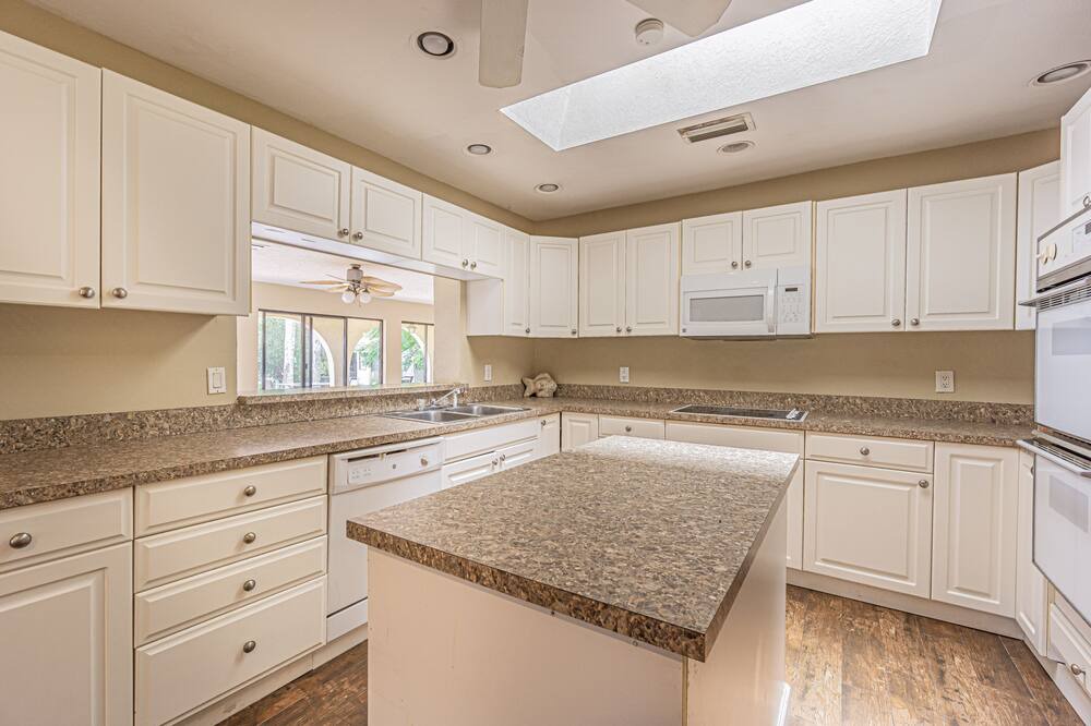 Photo of Kitchen in Lake Keystone