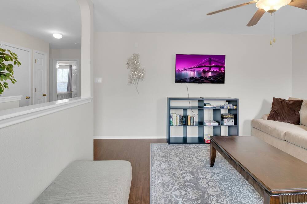 Photo of Livingroom in West San Antonio