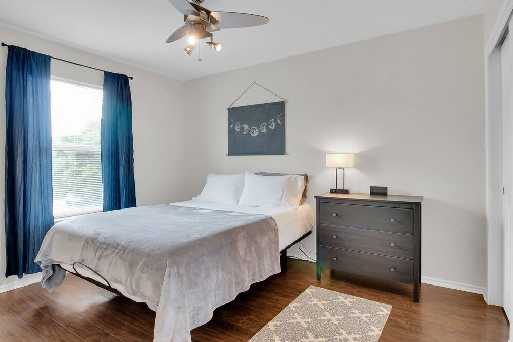 Photo of Bedroom in West San Antonio