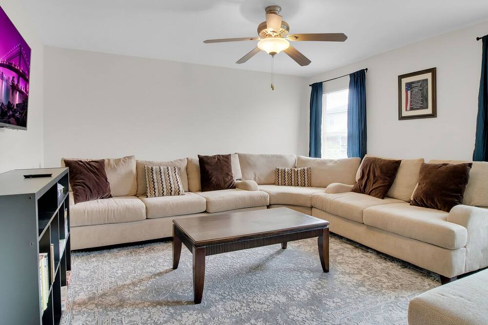Photo of Livingroom in West San Antonio