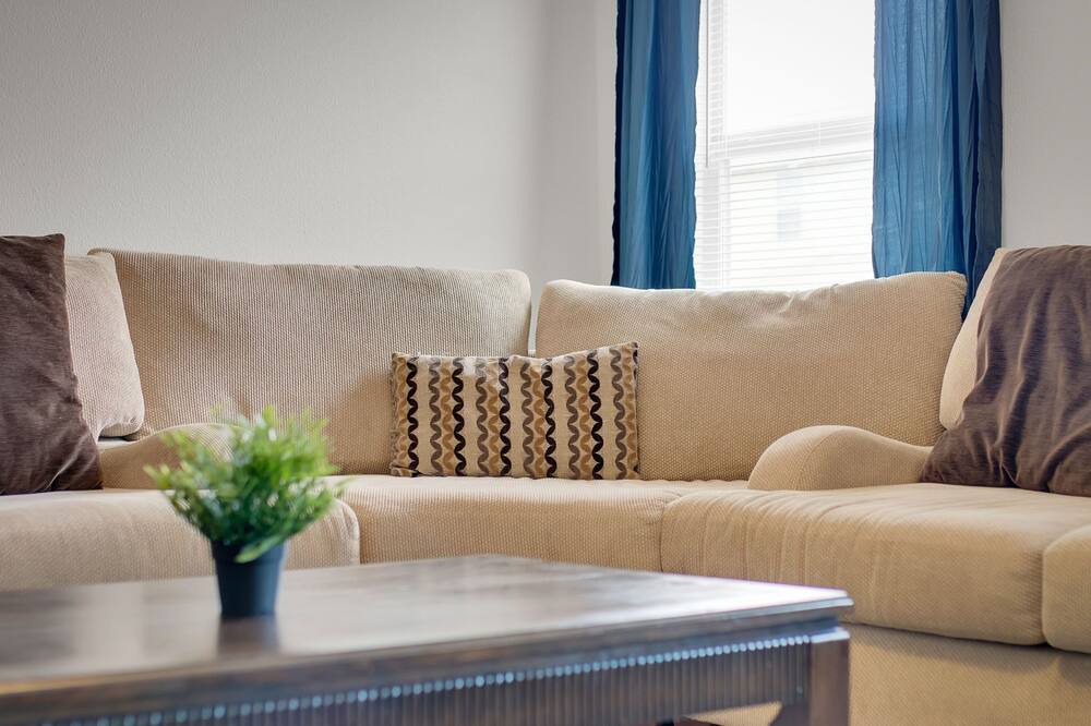 Photo of Livingroom in West San Antonio