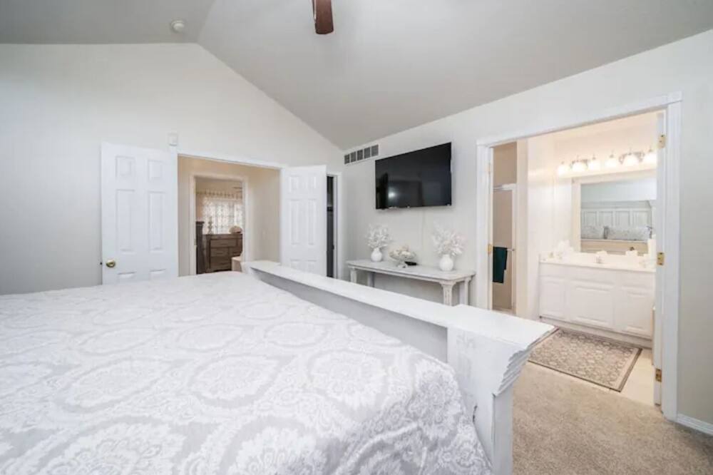 Photo of Bedroom in Wichita